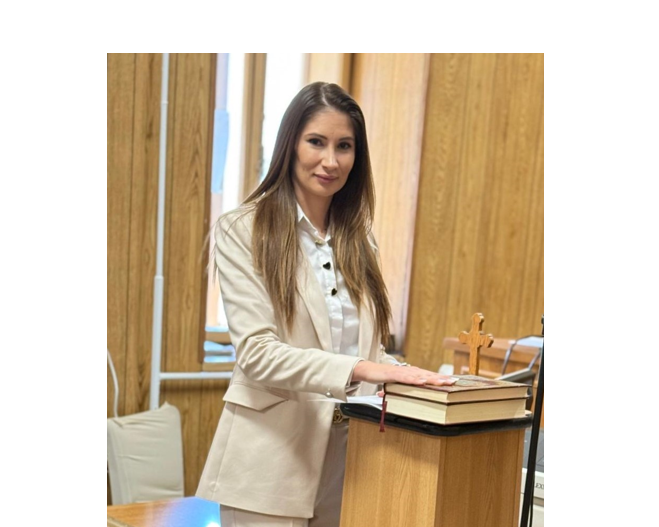 FOTO Luminița Șandru, primarul comunei Dumbrăveni, a depus astăzi jurământul