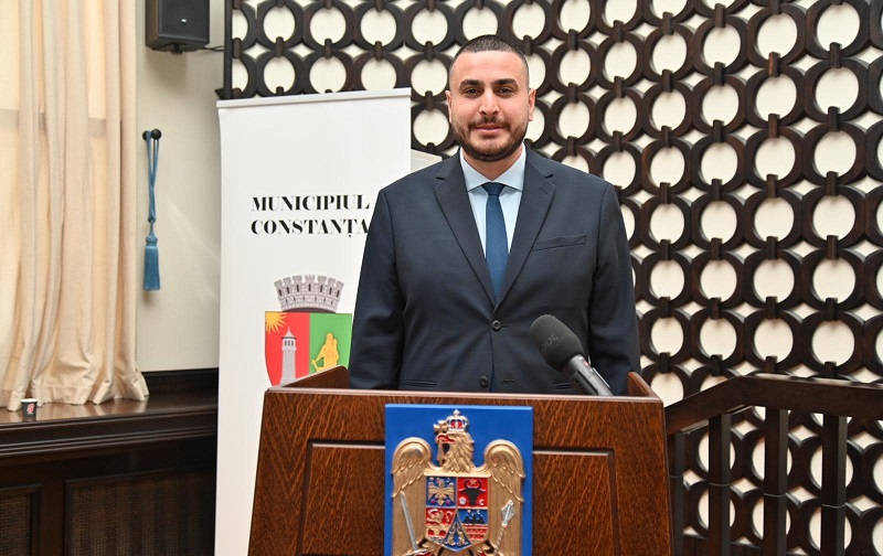 Consilierul local Marius Tulică: N-are case, mașini sau economii și lucrează la firma soției primarului din Eforie