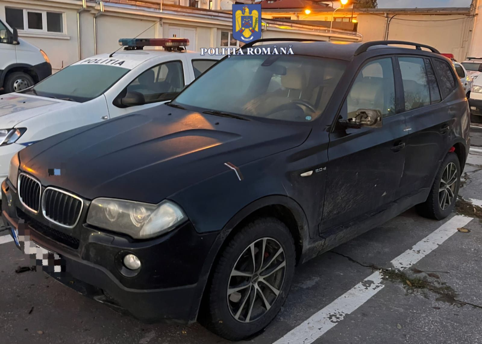 Un tânăr de 21 de ani bănuit de braconaj, reținut după mai multe percheziții în Crucea