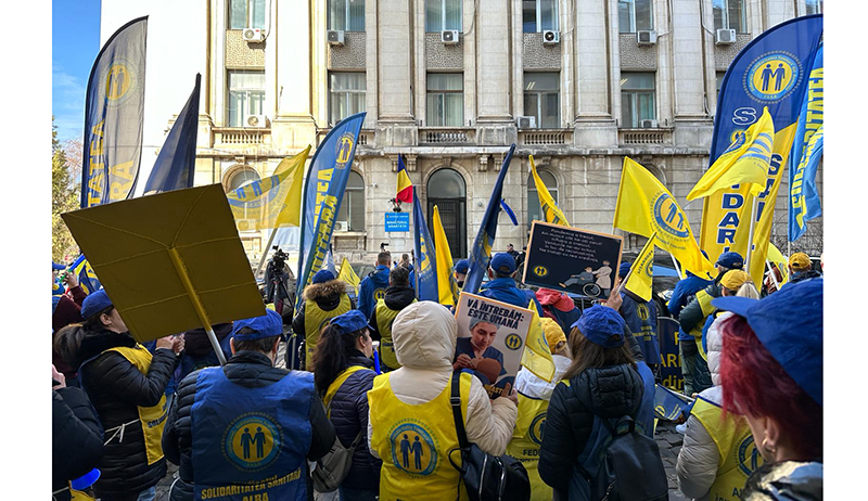 Cadrele medicale amenință cu greva: Ordonanța trenuleț le taie, substanțial, veniturile