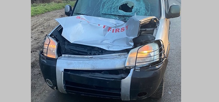 Ce scria pe capota mașinii din accidentul de la Năvodari. Bărbat ucis de un autoturism care promova siguranța