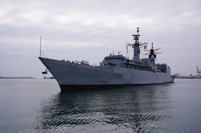 FOTO Echipajul fregatei Regele Ferdinand s-a întors acasă! 240 de militari din România au sprijinit combaterea terorismului pe mare