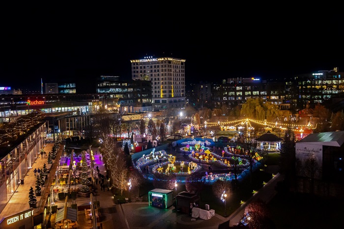 Glowing Garden Palas Iasi