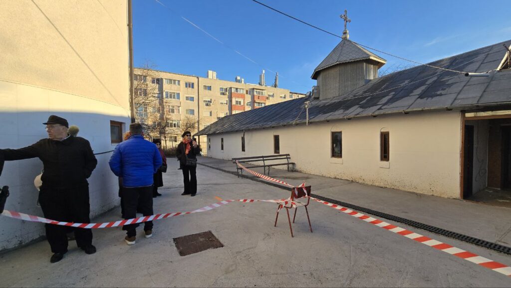 Primăria Constanța a transmis că aceste construcții întârziau edificarea parcului în zonă