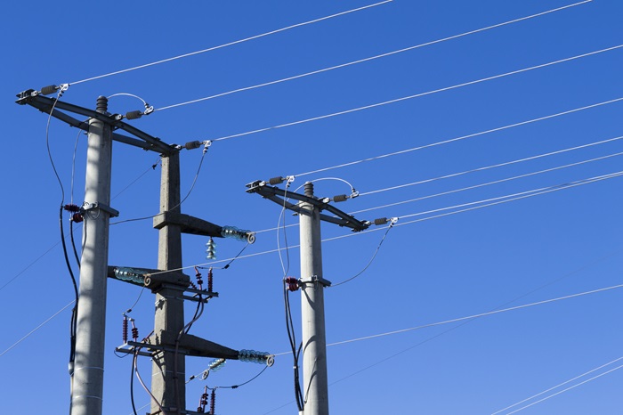 Energia electrică se scumpește din nou, după majorarea de la 1 iulie. Cu cât va crește factura după aplicarea noii cote de TVA