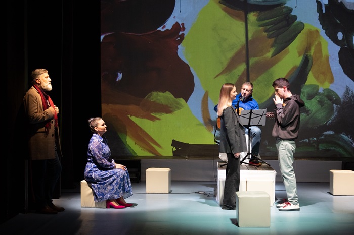 spectacol poezie Teatrul pentru Copii Căluțul de Mare