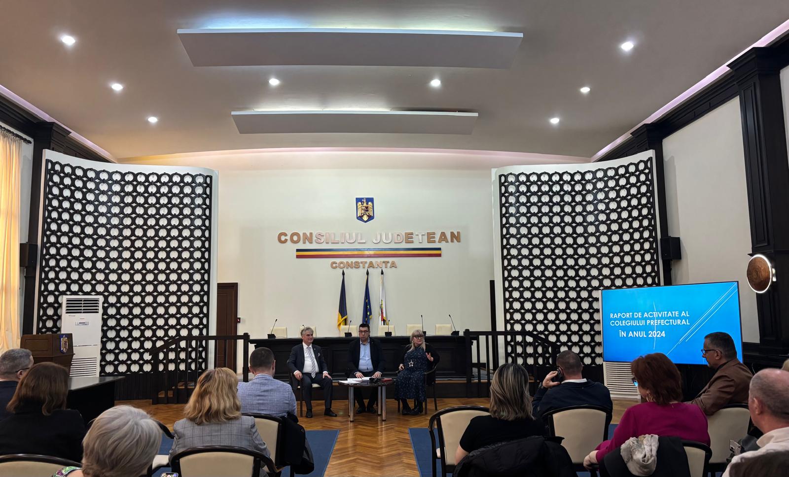 Ședința Colegiului Prefectural Constanța: A fost prezentat bilanțul pe 2024 și adoptat programul pentru 2025