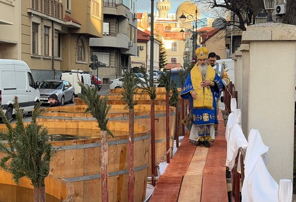 Sfințire Agheasma Mare - IPS Teodosie