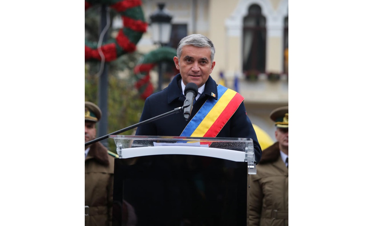 Vlad Oprea, acuzat de luare de mită, rămâne sub control judiciar și nu poate exercita funcția de primar al orașului Sinaia