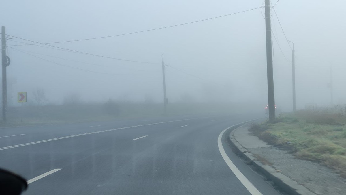Atenție, șoferi! S-a emis Cod galben de ceață în Dobrogea. Vezi aici localitățile vizate