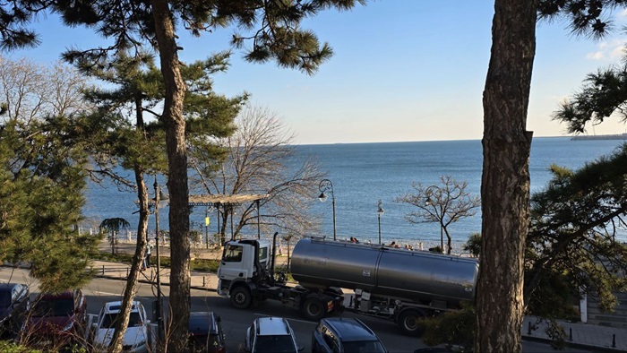 Bobotează cisterna-boboteaza-faleza-constanta-poarta-1-marea-neagra-bulevardul-elisabeta