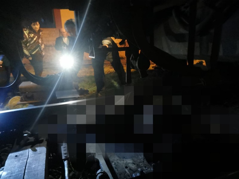 Accident feroviar: Tânăr lovit de trenul Constanţa-Buzău. Băiatul coborâse din garnitură să fumeze