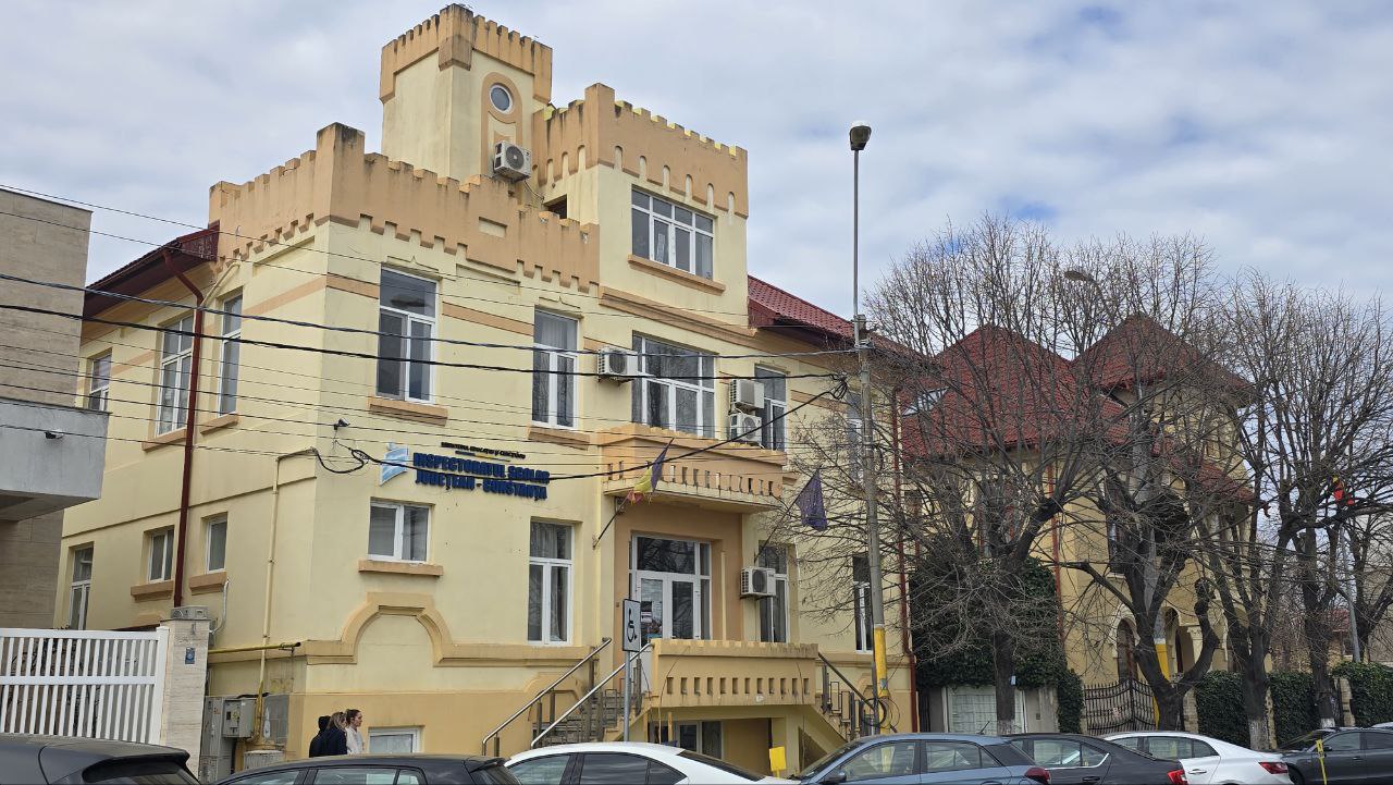 28 directori și directori adjuncți din școlile din județul Constanța, cărora le-au expirat mandatele, își continuă activitatea, anunță ISJ Constanța. Vezi aici până când!