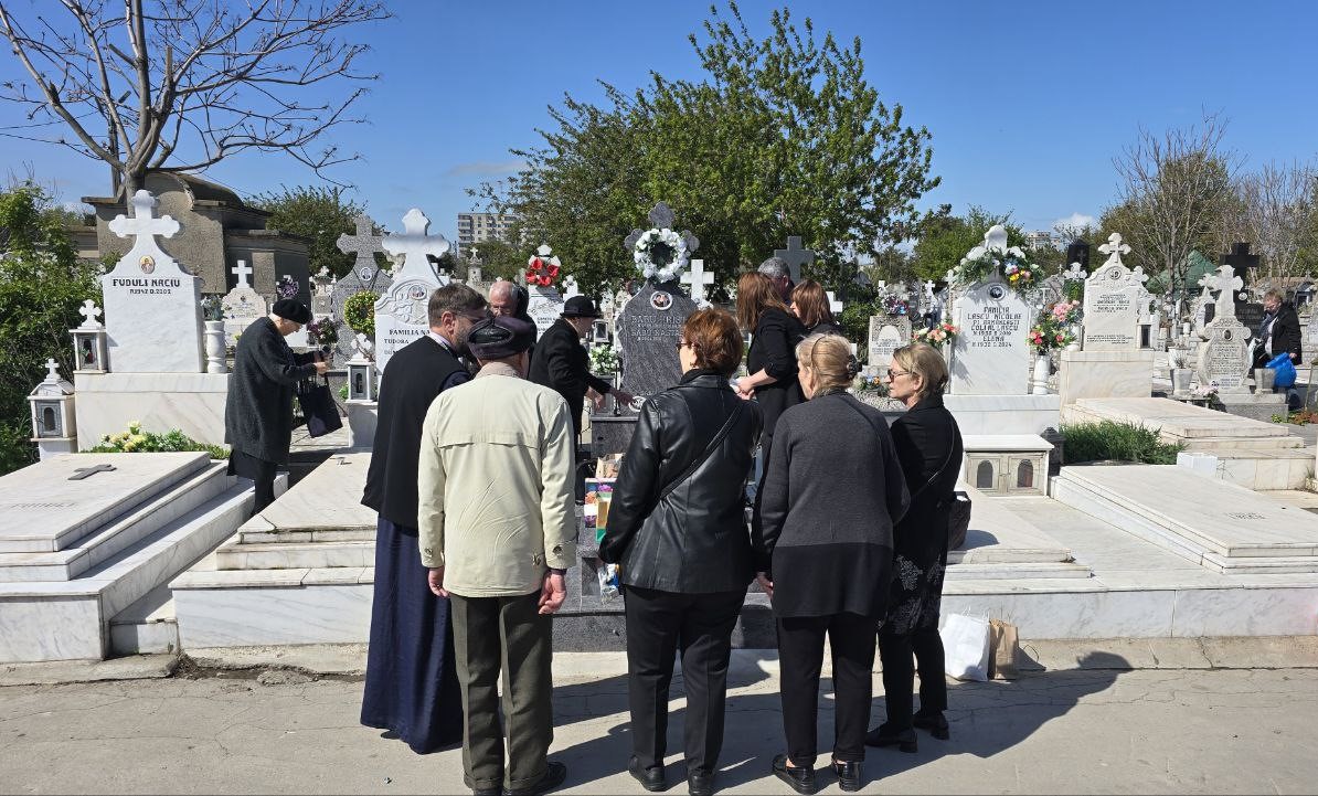 Paștele Blajinilor 2026! Iată când se merge la cimitir