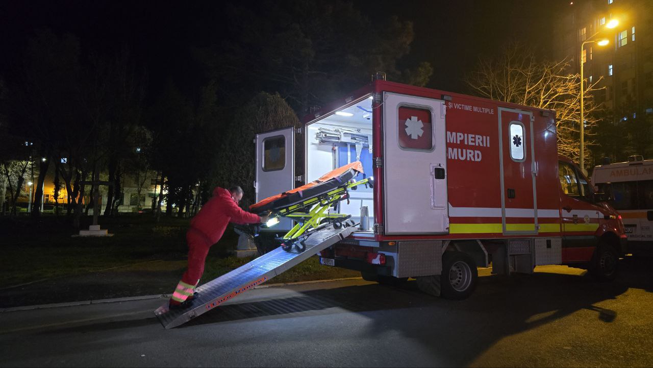 TRAGEDIE pe linia ferată, la Costinești! O persoană a murit