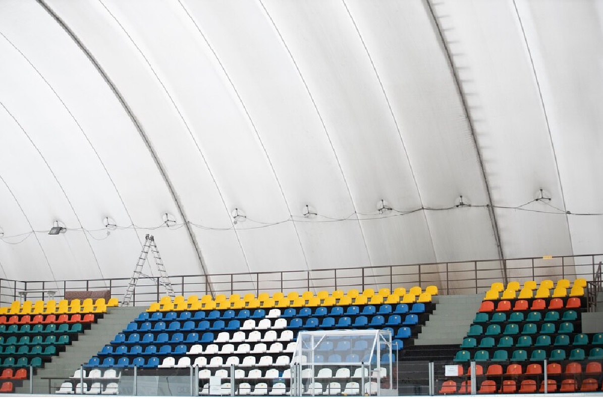 Primăria Topalu vrea sa amenajeze un teren de sport acoperit cu balon tensiostatic. Câți bani pune la bătaie!