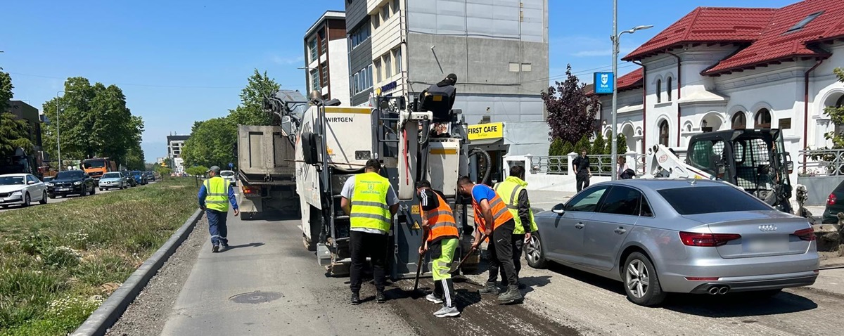 Trafic restricționat pe bulevardul Mamaia! Continuă lucrările de frezare a carosabilului. Ce se va întâmpla mâine