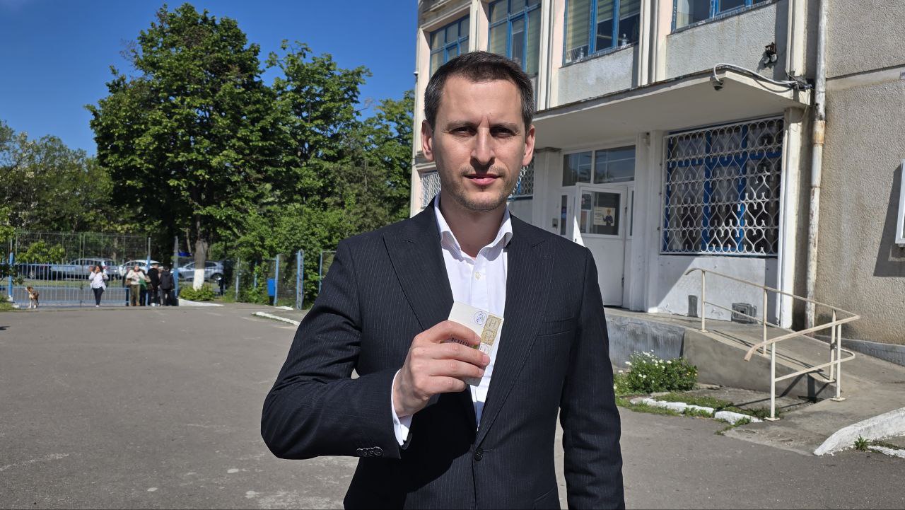 VIDEO Deputatul USR George Gima a votat la Constanța: Pentru România onestă, decentă, europeană, euroatlantică