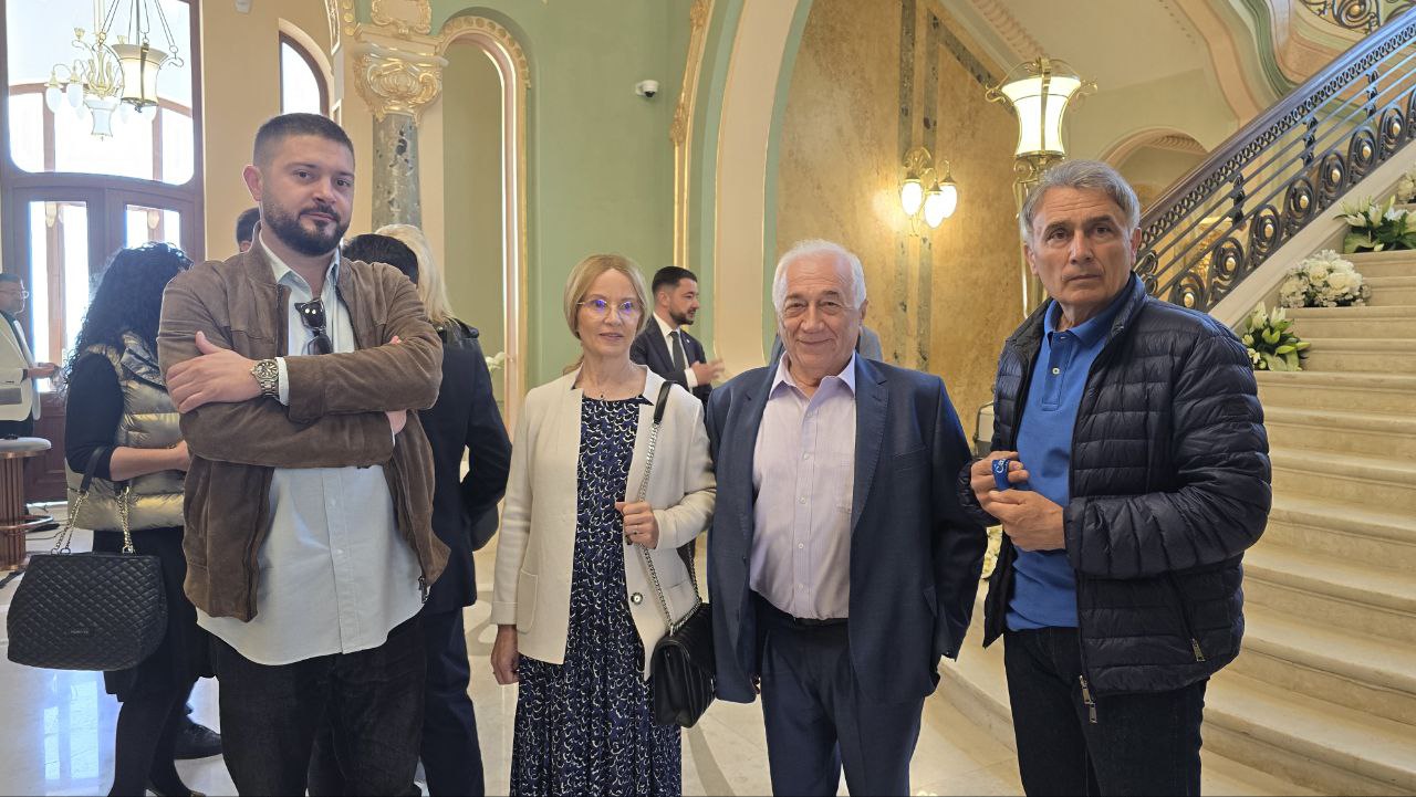 membrii echipei Aedificia de la Cazino Constanța: Cristian Grăjdan, ing. Petre Badea, ing. Marius Stan
