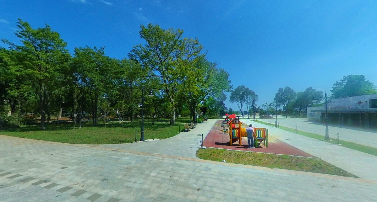 O firmă din București, cu lipici la banii publici, a câștigat contractul pentru servicii de curățenie la sediile Primăriei Constanța și în Parcul Arheologic