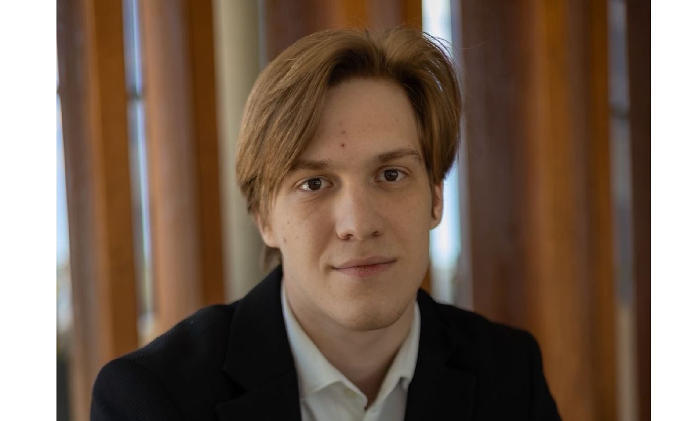 FOTO Tinerii excepționali ai Constanței: Bogdan Doroftei, de la Colegiul Național Mircea cel Bătrân, a cucerit medalie de ARGINT la Olimpiada Națională de Astronomie