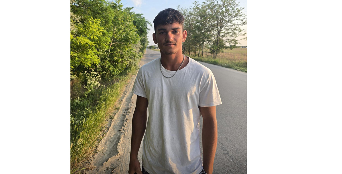 La 17 ani, Ianis Marian Buruian din Mangalia este EROUL care a salvat viața unei turiste la Costinești. Băiatul s-a aruncat fără ezitare în valurile furioase