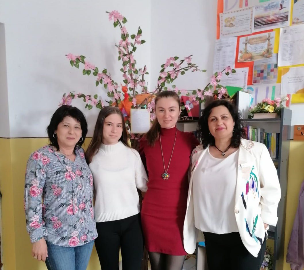 Diana Cristina Lupu, de la Școala Gimnazială Mihai Eminescu din Costinești, a participat la faza națională a Olimpiadei Lectura ca Abilitate de Viață