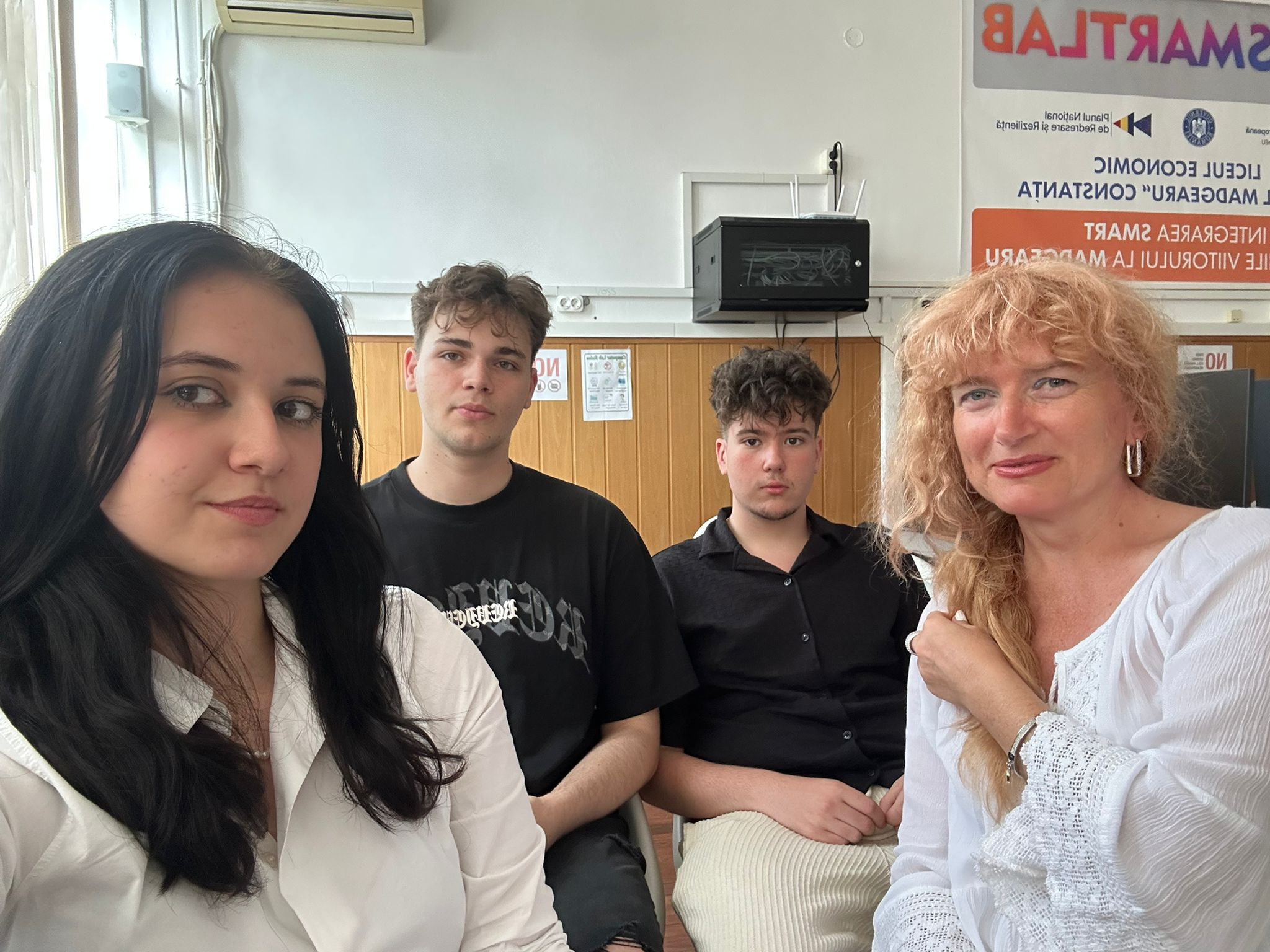 Absolvenții Liceului Economic Virgil Madgearu din Constanța au susținut examenul de certificare a competențelor profesionale