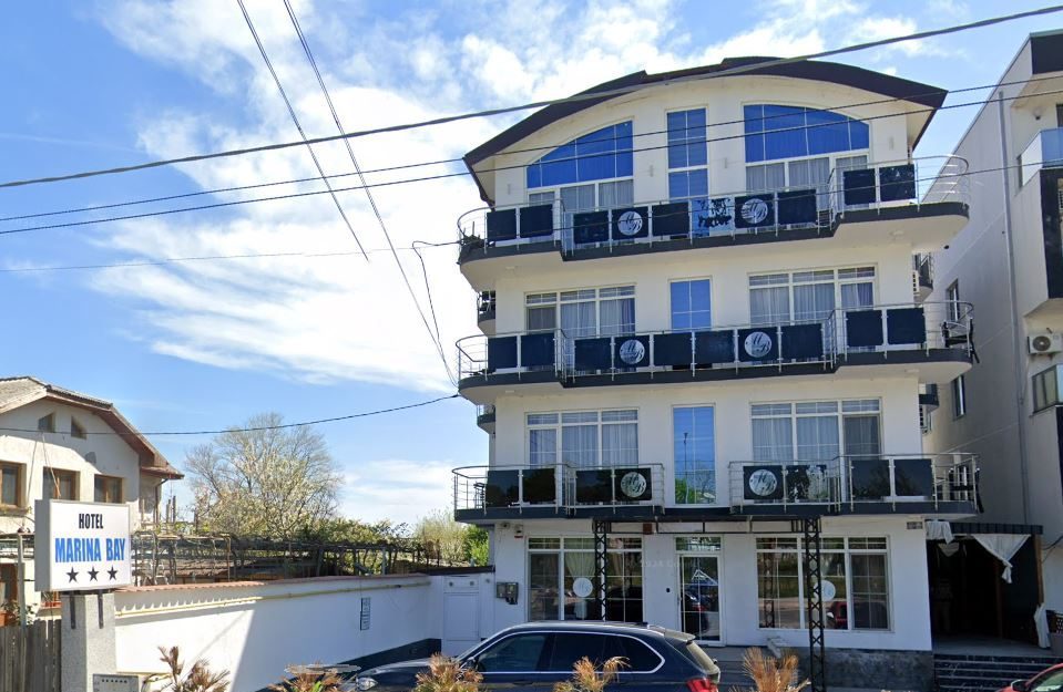 Un hotel cu restaurant și parcare privată, situat în Mamaia Nord, își caută un nou proprietar. Vezi cât costă unitatea de cazare!