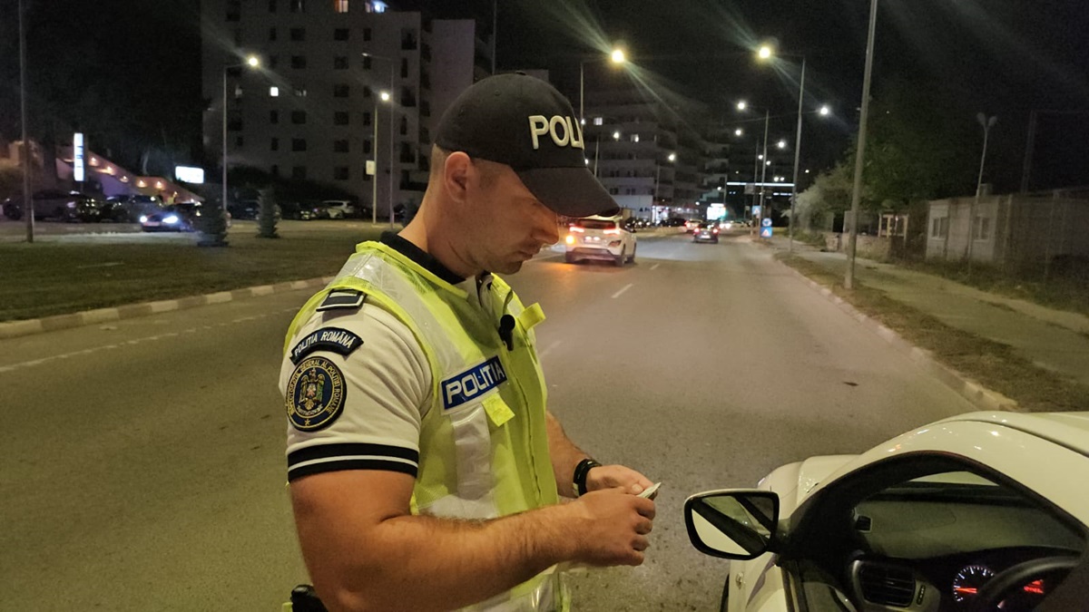 Șoferi fără permise de conducere, prinși de polițiști la Constanța, Ostrov și Comana