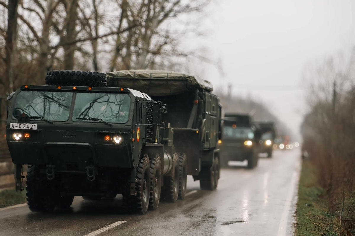 Atenție, șoferi! Trafic îngreunat din cauza unui transport militar, pe traseul Năvodari, Autostrada A4, Autostrada A2, Mihai Bravu. Date oficiale