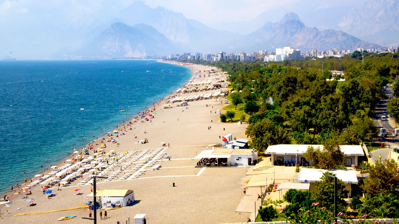 Anunț important pentru cei care merg vara aceasta în Turcia! 4.000 de unități de cazare au fost închise. Vezi aici despre ce este vorba