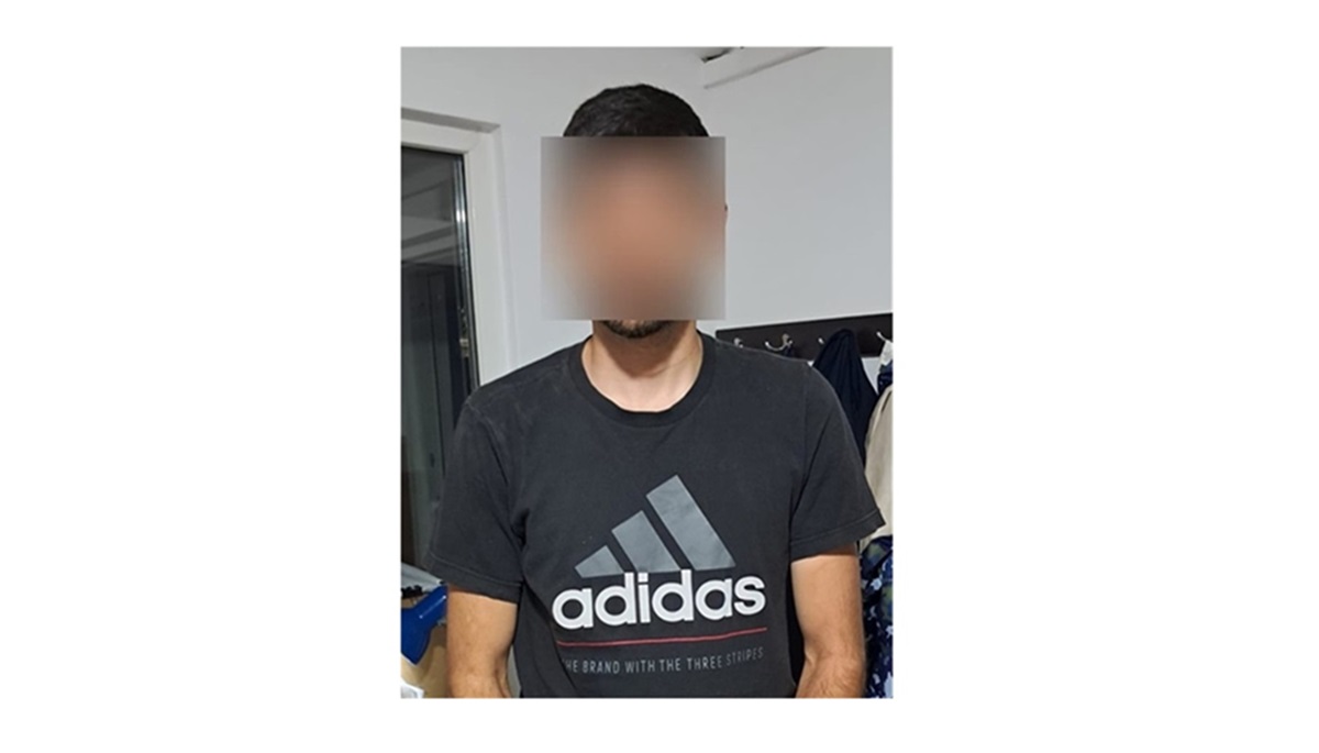 FOTO Substanțe interzise aproape de Autogara Nord, din Constanța! Suspectul principal, prins de jandarmi