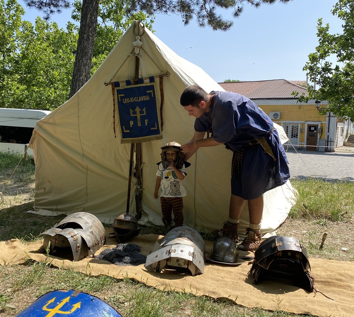 FOTO VIDEO Muzeul de Istorie Națională și Arheologie Constanța a organizat Zilele Europene ale Arheologiei, la Cernavodă: Respectul pentru cultură, deprins prin jocuri și zâmbete
