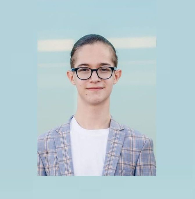 FOTO Tinerii excepționali ai Constanței: Robert-Cătălin Păuleț, cu media 10 la Evaluarea Națională, a cucerit zeci de premii la olimpiade și concursuri naționale