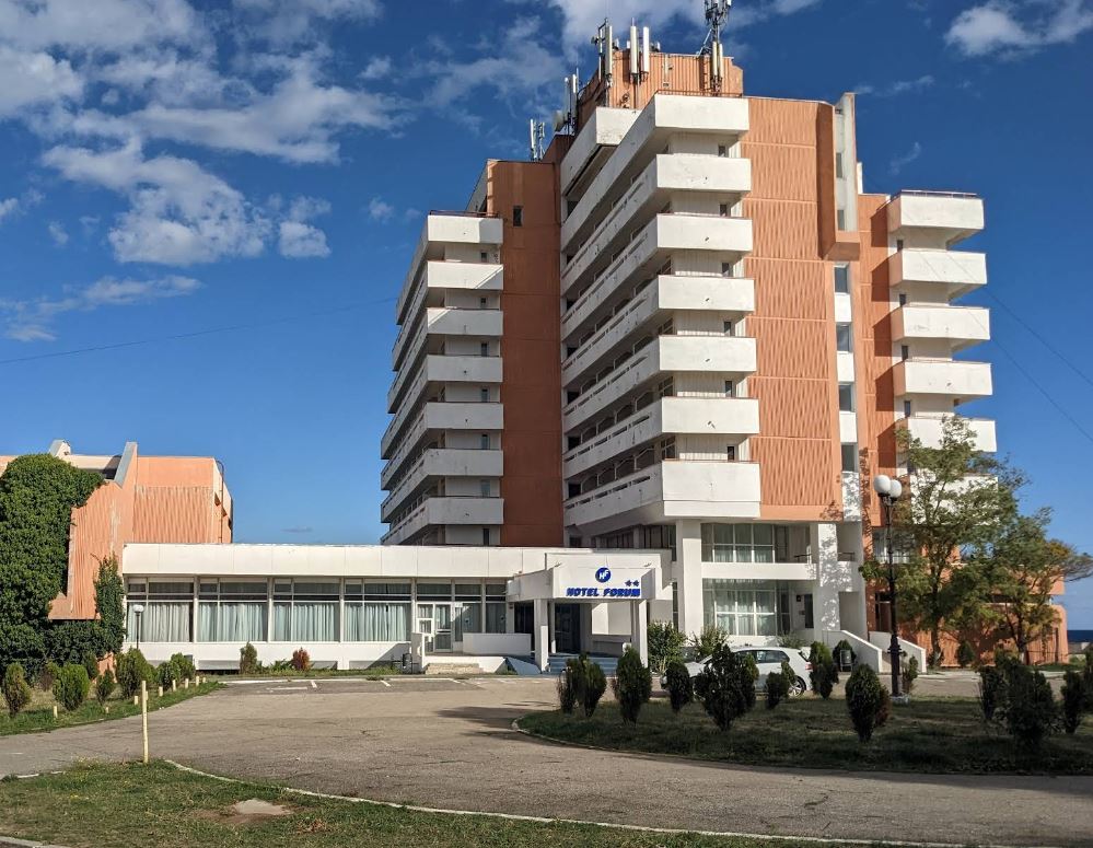 Biroul de Turism pentru Tineret SA închiriază un spațiu sezonier în stațiunea Costinești: vezi până când pot fi depuse ofertele