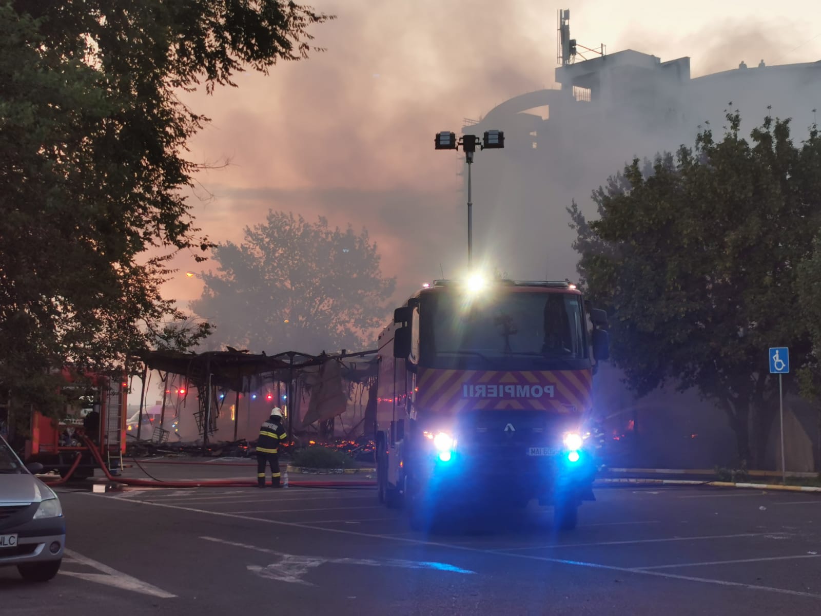 Bellagio-Incendiu-Mamaia (1)