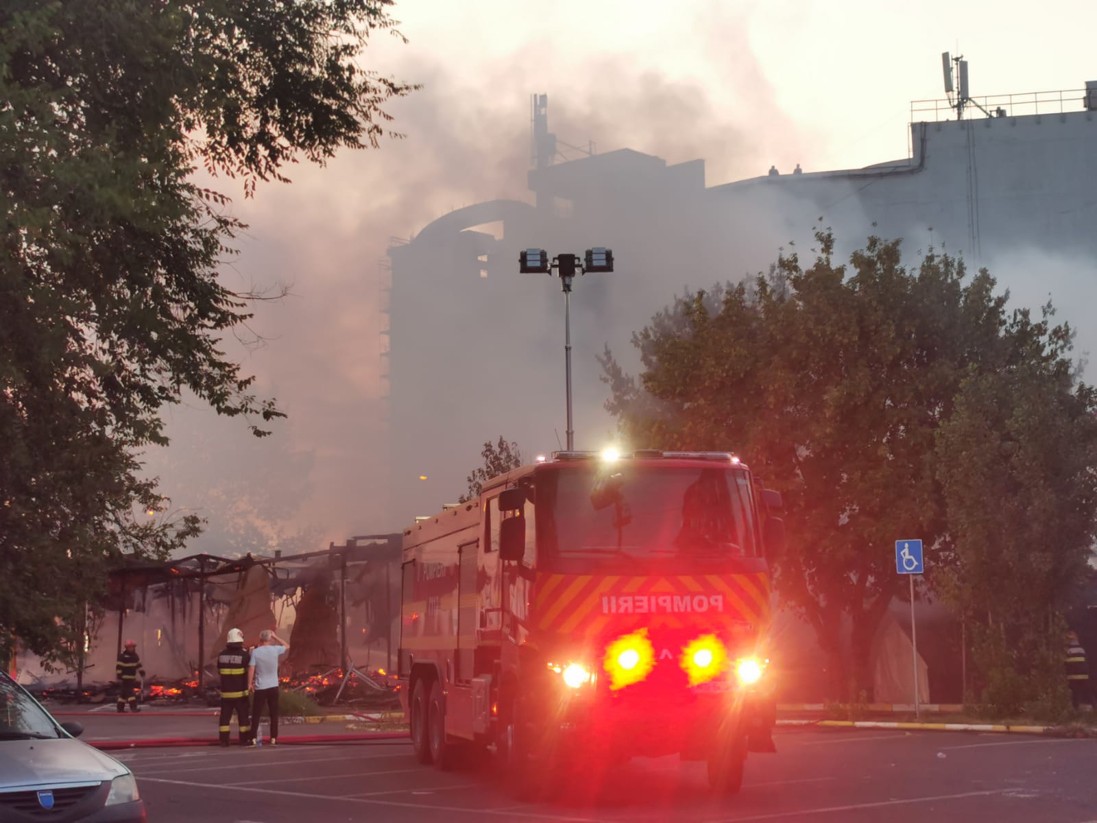 Bellagio-Incendiu-Mamaia (1)