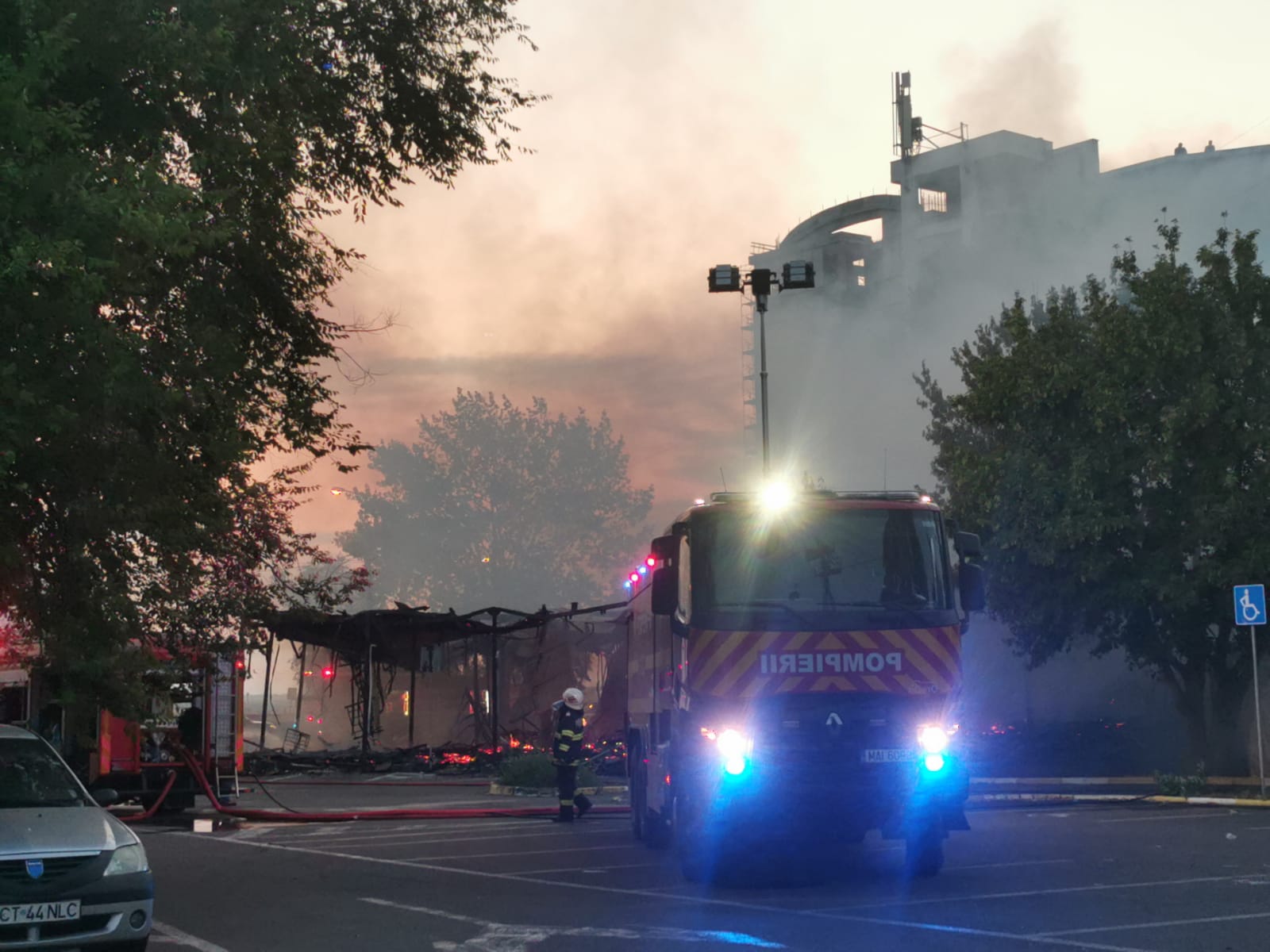 Bellagio-Incendiu-Mamaia (1)