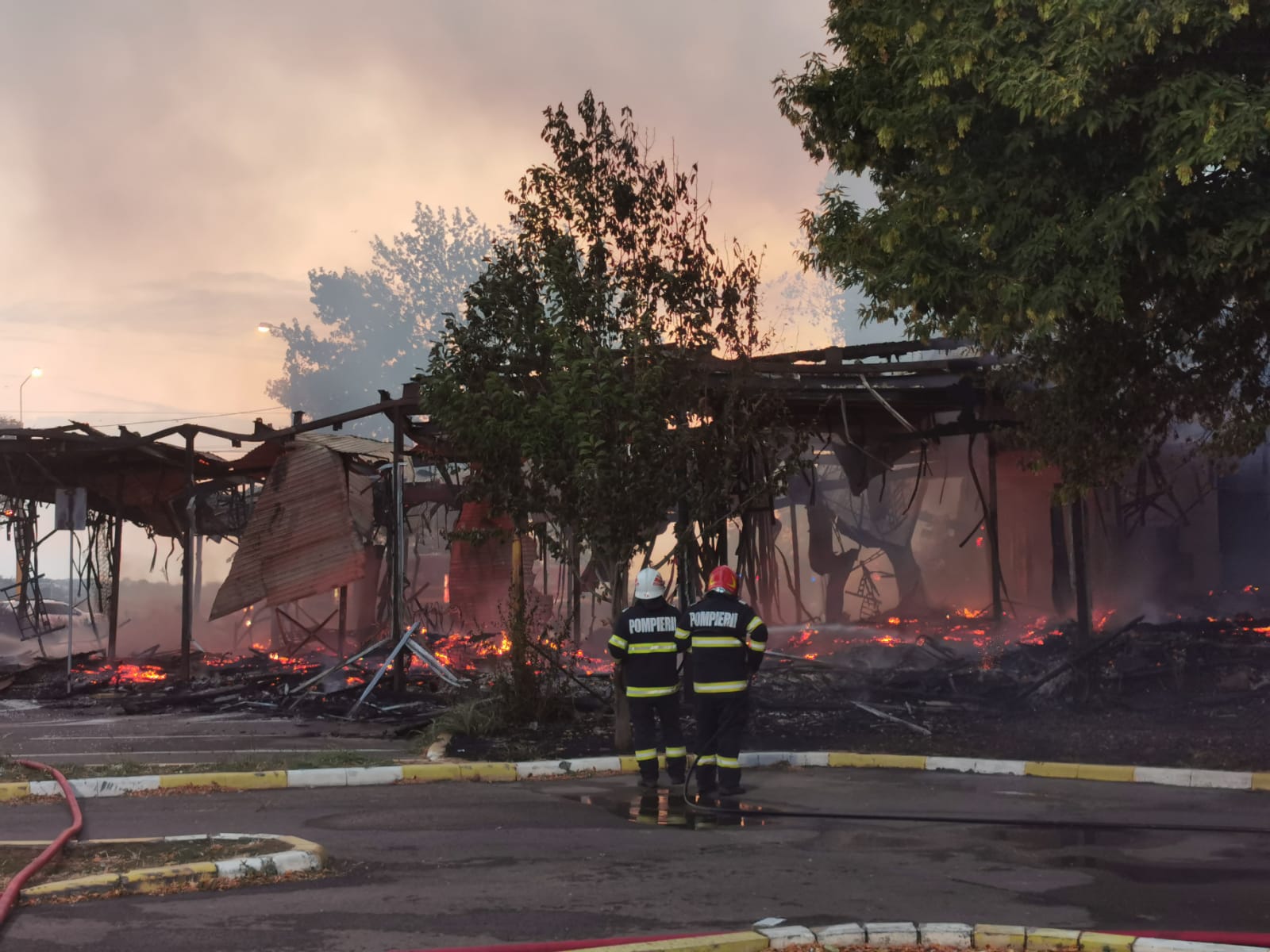 Bellagio-Incendiu-Mamaia (1)