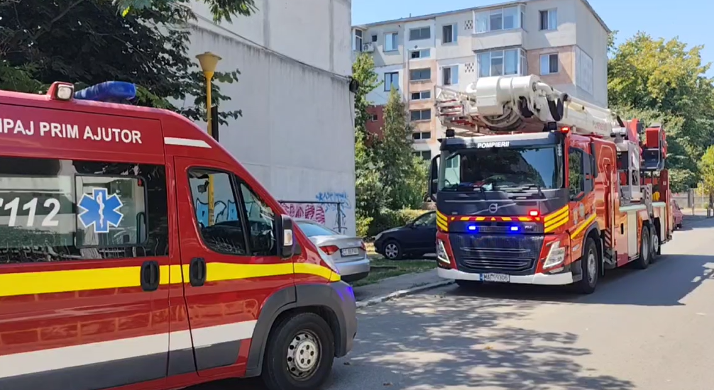 Alertă în Constanța! Fum dens în mai multe zone din oraș: Au fost chemate echipajele ISU. Explicații