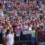 Sondaj IRES: Opt din 10 români consideră că țara merge într-o direcție greșită, AUR conduce în intenția de vot, iar 70% consideră anticipatele o soluție pentru ieșirea din criză