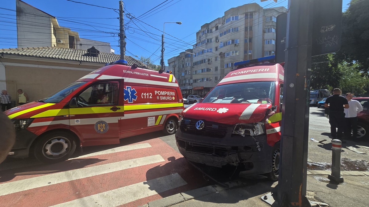 accident SMURD BMW Capela Militară