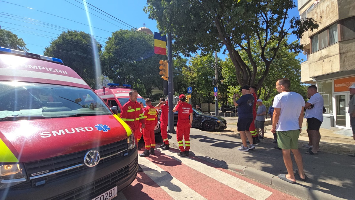 Accident în Constanța, lângă Grădinița Mugurel: o persoană a fost lovită de un autoturism