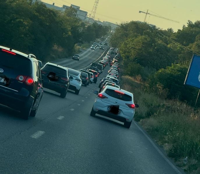 Pericol de explozie după un accident rutier în Ovidiu, zona Popas Cișmea: o victimă, preluată de echipajul SAJ