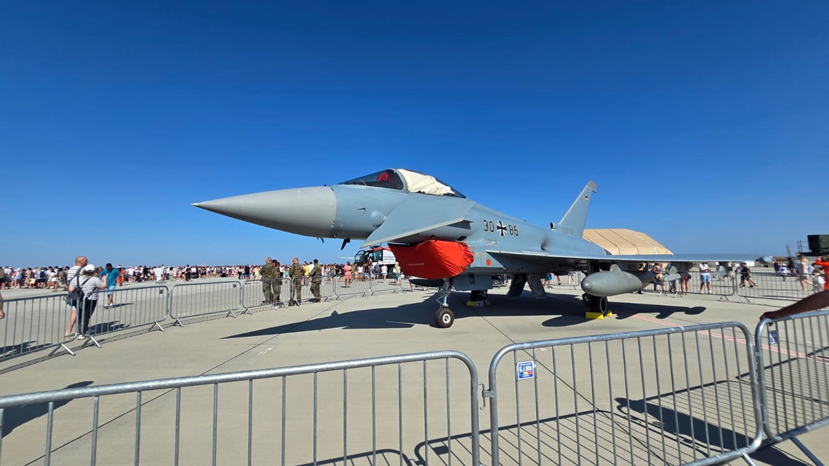 Atenție, constănțeni: Se anunță noi zboruri supersonice! Oficial, de la Forțele Aeriene