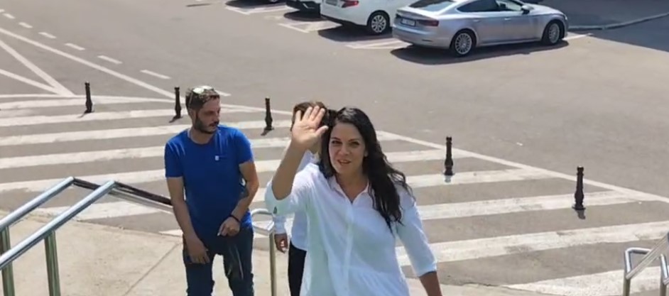 Tribunalul Constanța s-a pronunțat în dosarul celebrei cântărețe Dana Marijuana! Iată decizia judecătorilor
