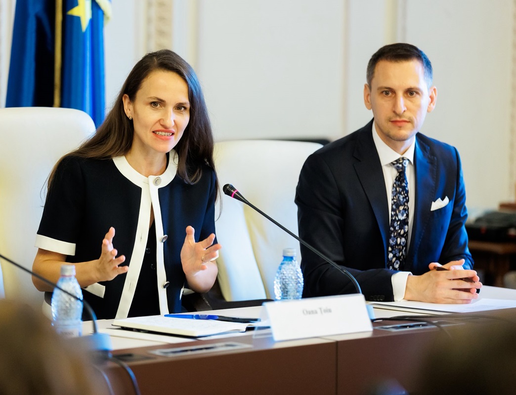 FOTO Deputatul USR Constanța, George Gima, a găzduit dezbaterea legată de viitorul Institutului Cultural Român. Vezi aici cine a participat