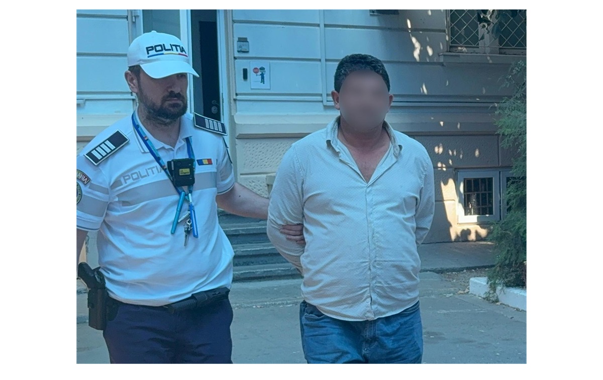 VIDEO Șofer agresiv în trafic, în Eforie, ÎNCĂTUȘAT de polițiști, după ce l-au interceptat pe DN 39! Incredibil ce au descoperit oamenii legii când l-au prins