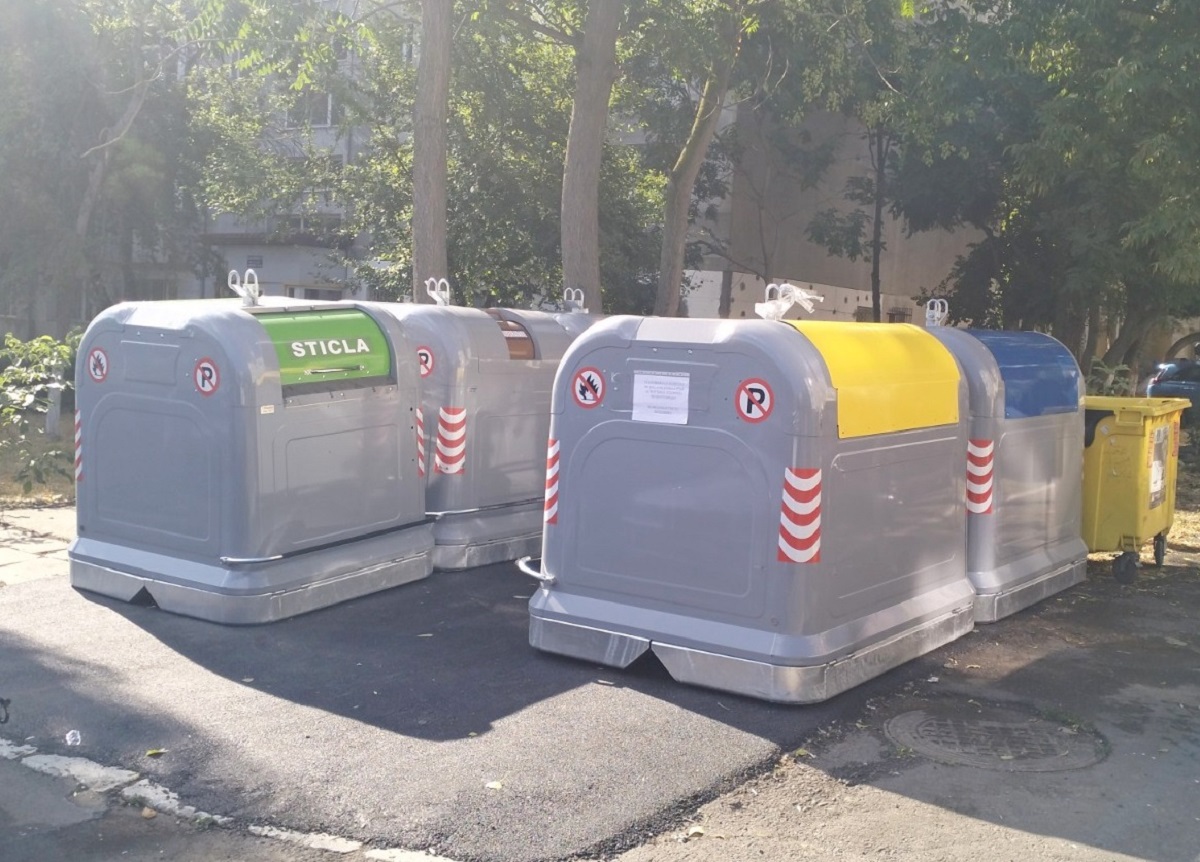 FOTO Modernizarea infrastructurii de colectare a deșeurilor: 175 de insule ecologice noi, montate în Constanța